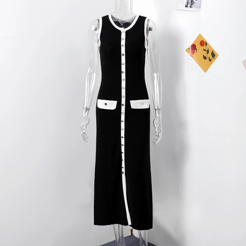Casual yet elegant knitted outfit