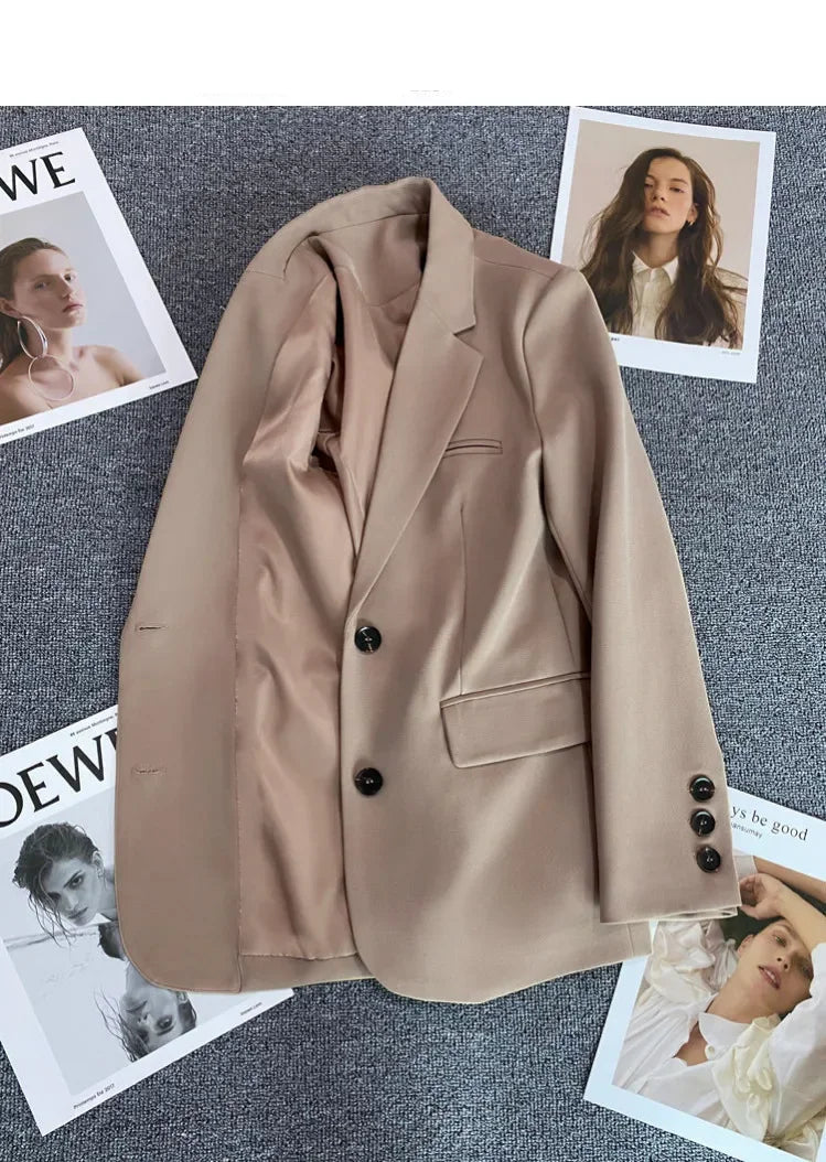 Versatile Women's Blazer Coat for All Seasons