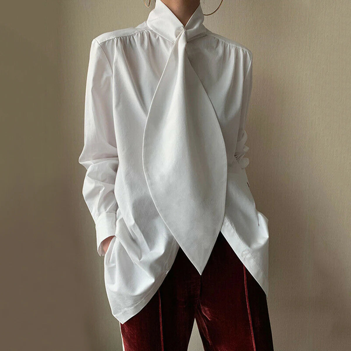 Chic solid color blouse for casual wear