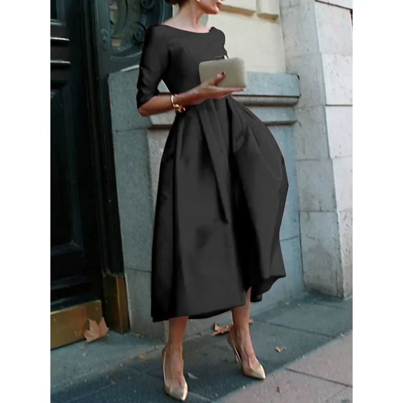Stunning women’s midi dress for elegant occasions
