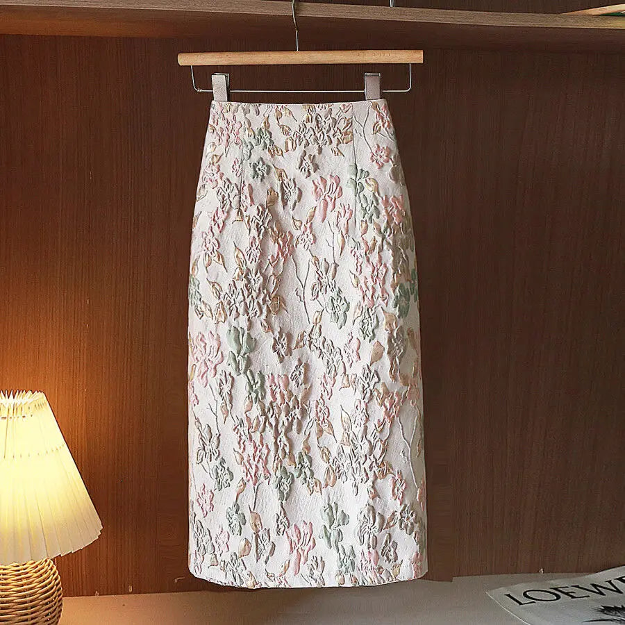 Front view of the Hip Skirt Slim Medium-length High Waist Pencil Skirt
