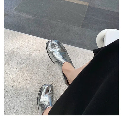 Trendy Japanese-inspired Split-Toe Loafers