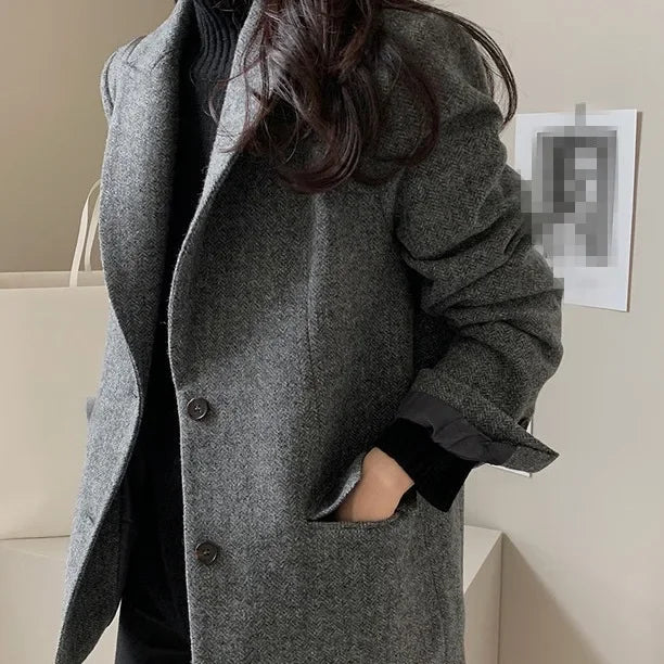 Warm and Stylish Wool Coat for Women