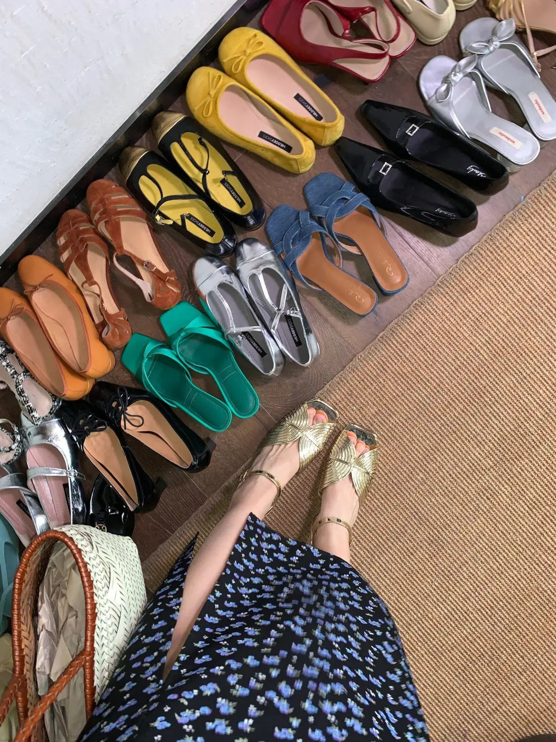 Summer Gold Open Toe Flats with Low Heel