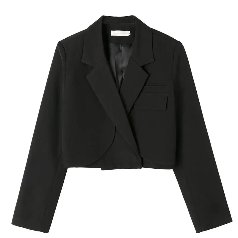 Stylish spring/summer blazer for office wear.