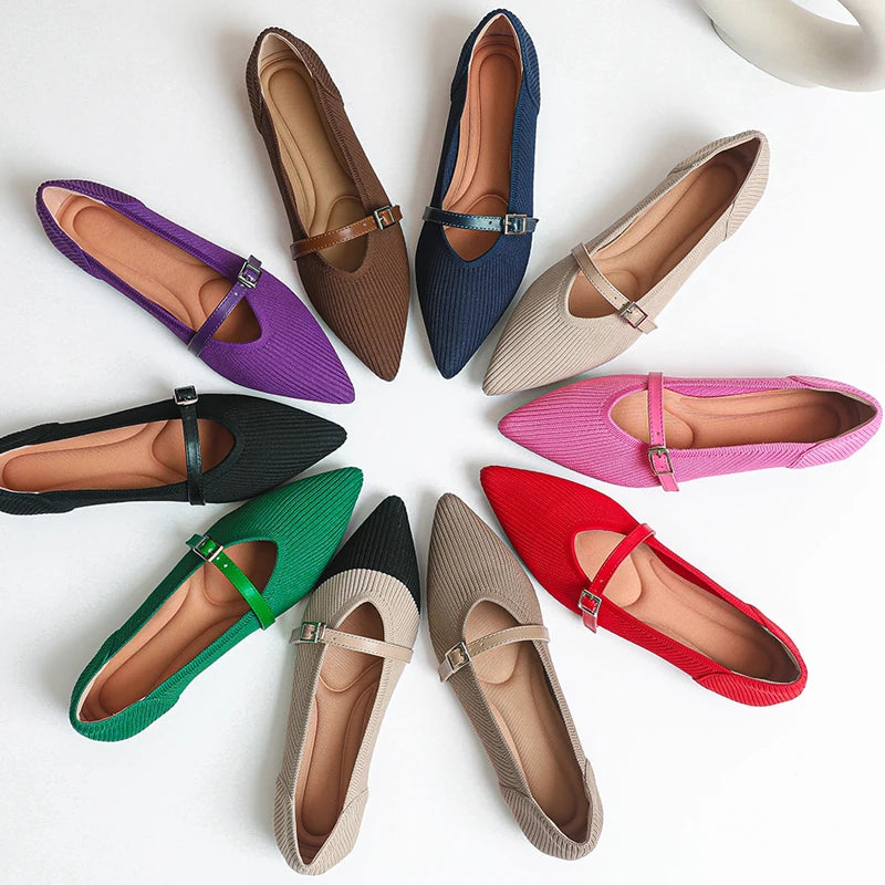 Women's flat shoes with pointed toe
