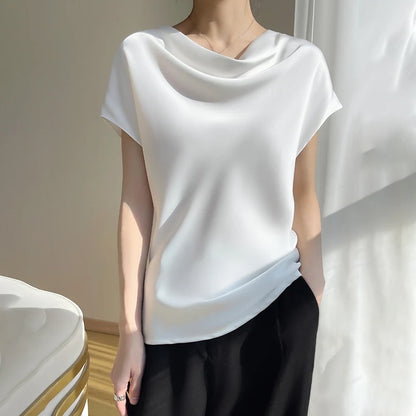 Soft fabric sleeve t-shirt for women, ideal for summer or spring.
