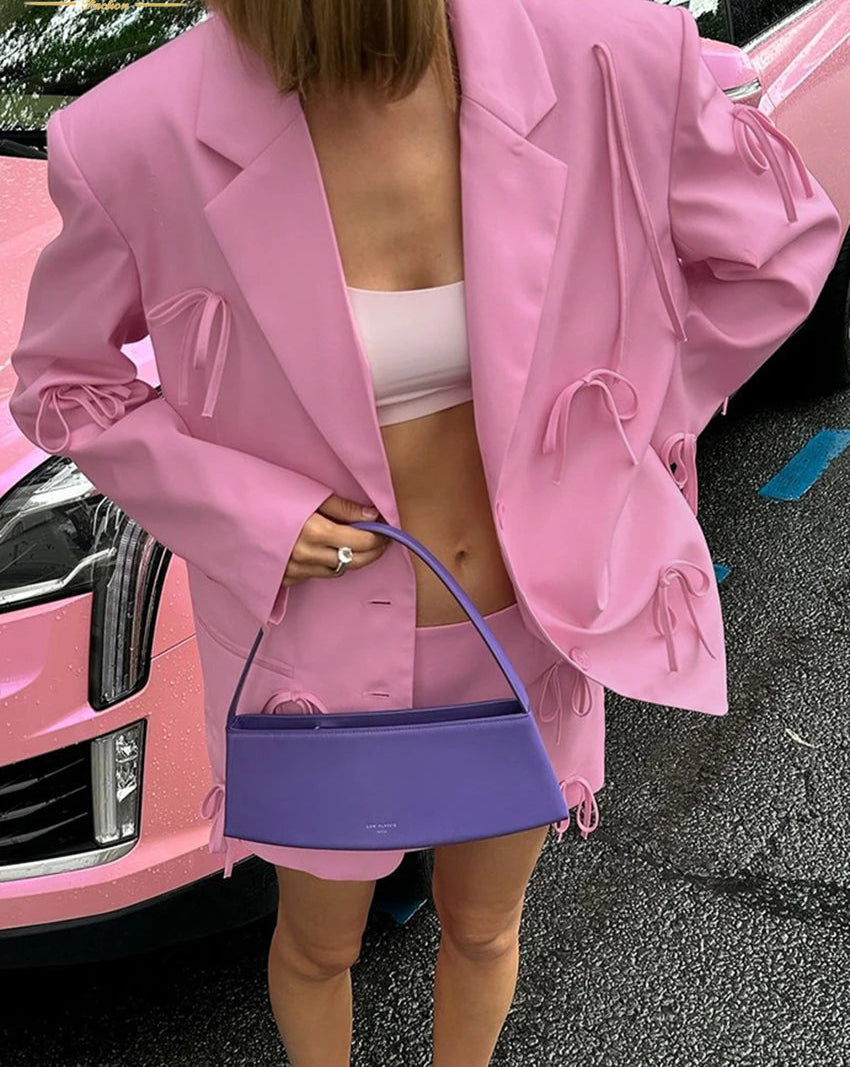 Relaxed fit pink jacket for women at the office
