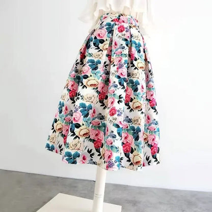 Elegant and timeless look featuring the chiffon vintage skirt
