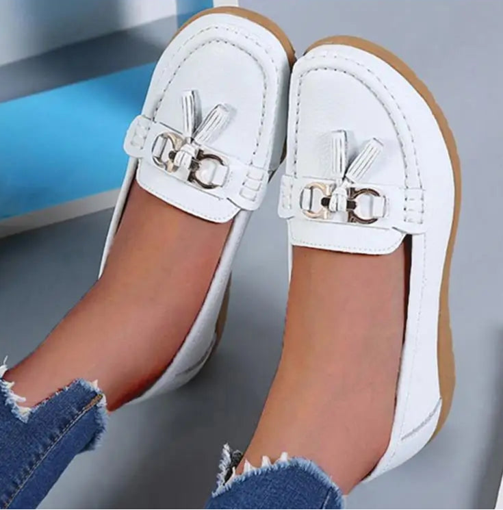 Comfortable Slip-on Flats for Women
