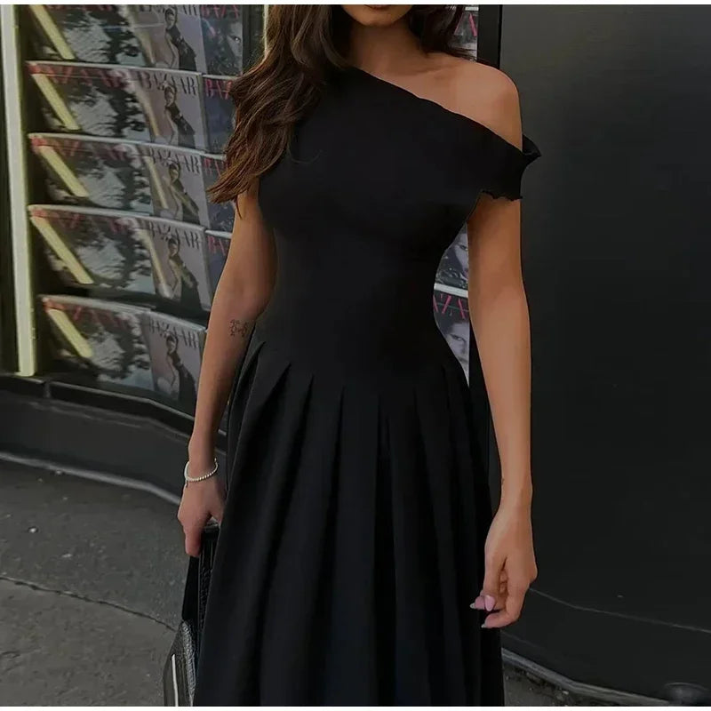 Trendy fold long dress for women for a sophisticated look
