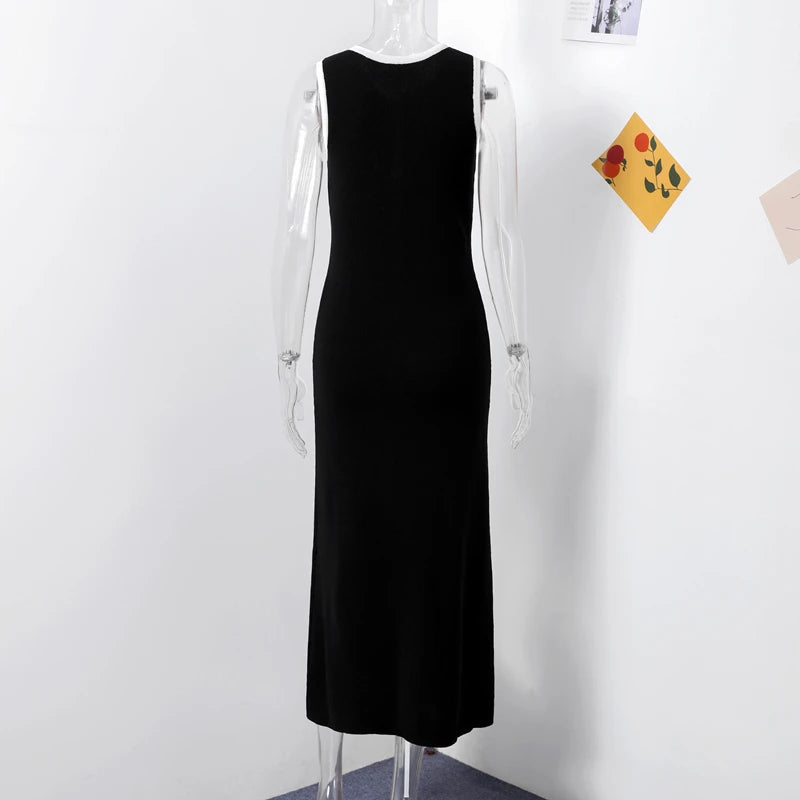 High-quality knit fabric maxi dress
