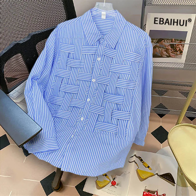 Multiple colors of Fashion Business Men Shirt on hangers