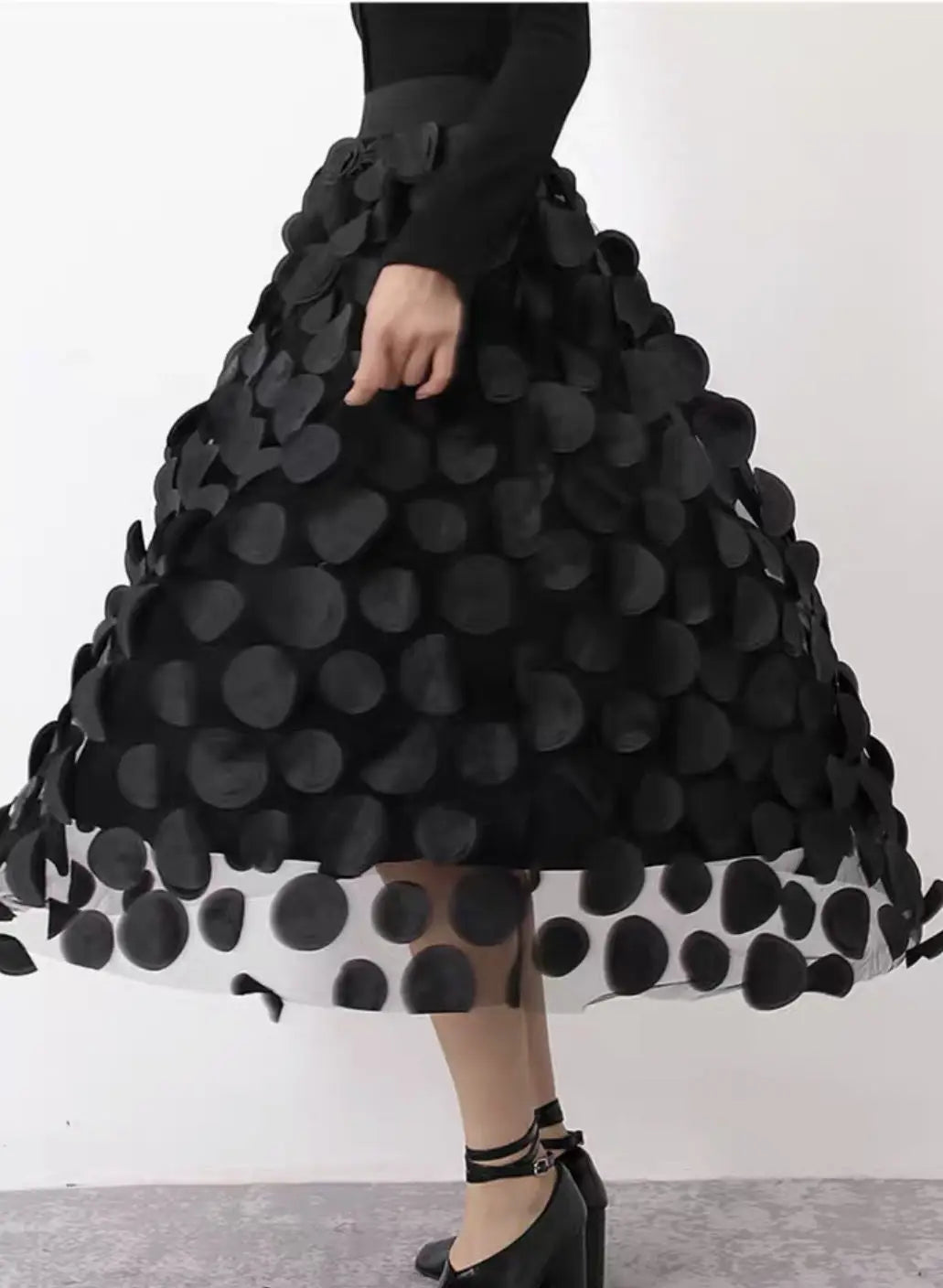 High-quality Women Polka Dot 3D Design Tulle Mesh.
